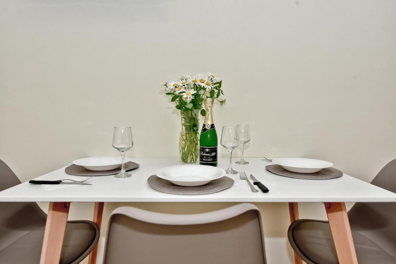 Golden Dream Apartments Anissaras ภายนอก รูปภาพ